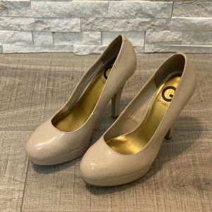 G BY GUESS PLATFORM HEELS - Size 9